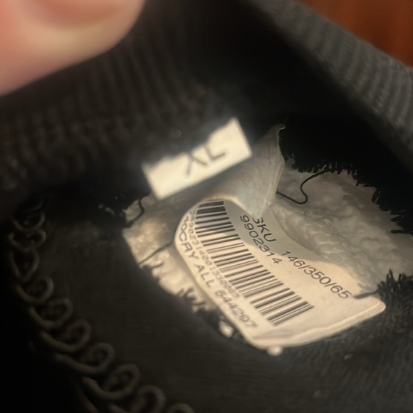 NWOT- Shein Crew Neck Wife Life Sweatshirt amazing condition runs a little sm - Picture 7 of 8